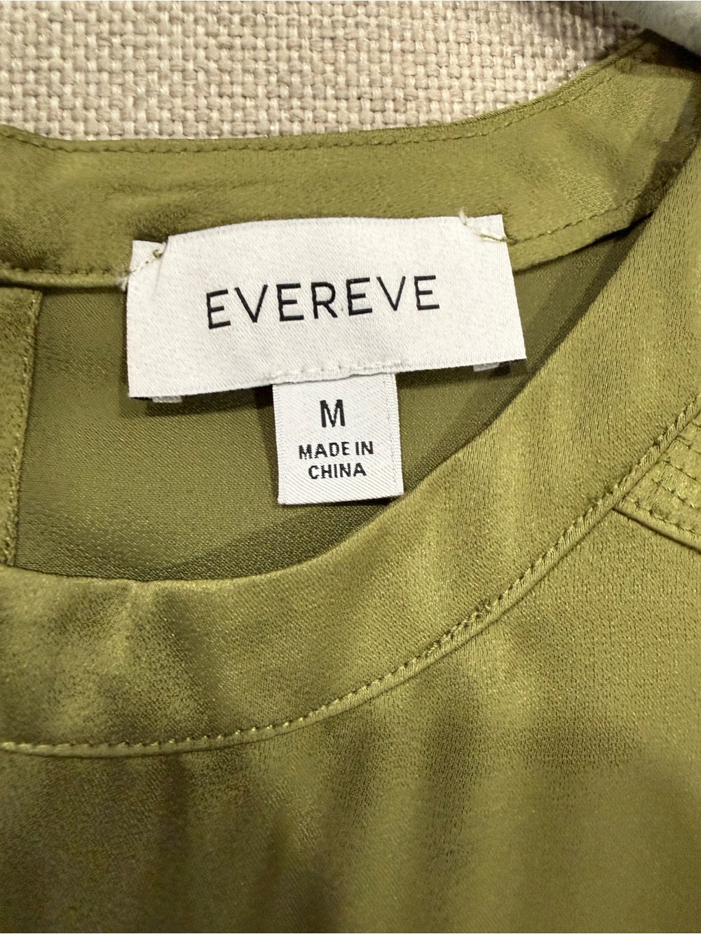Evereve Olive Short-Sleeve Blouse with Textured Shoulder - Picture 2 of 11